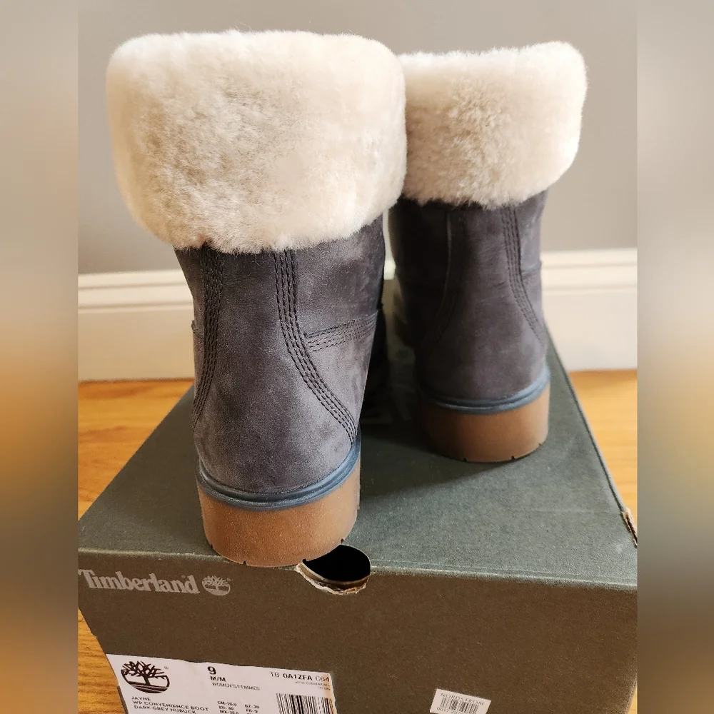 Timberland Women's Jayne Grey Nubuck Boots, Size 9